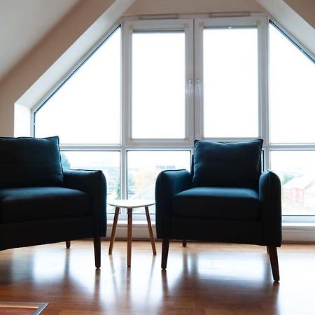 *New* 2-Bed Modern Apartment Burton-upon-Trent Eksteriør bilde