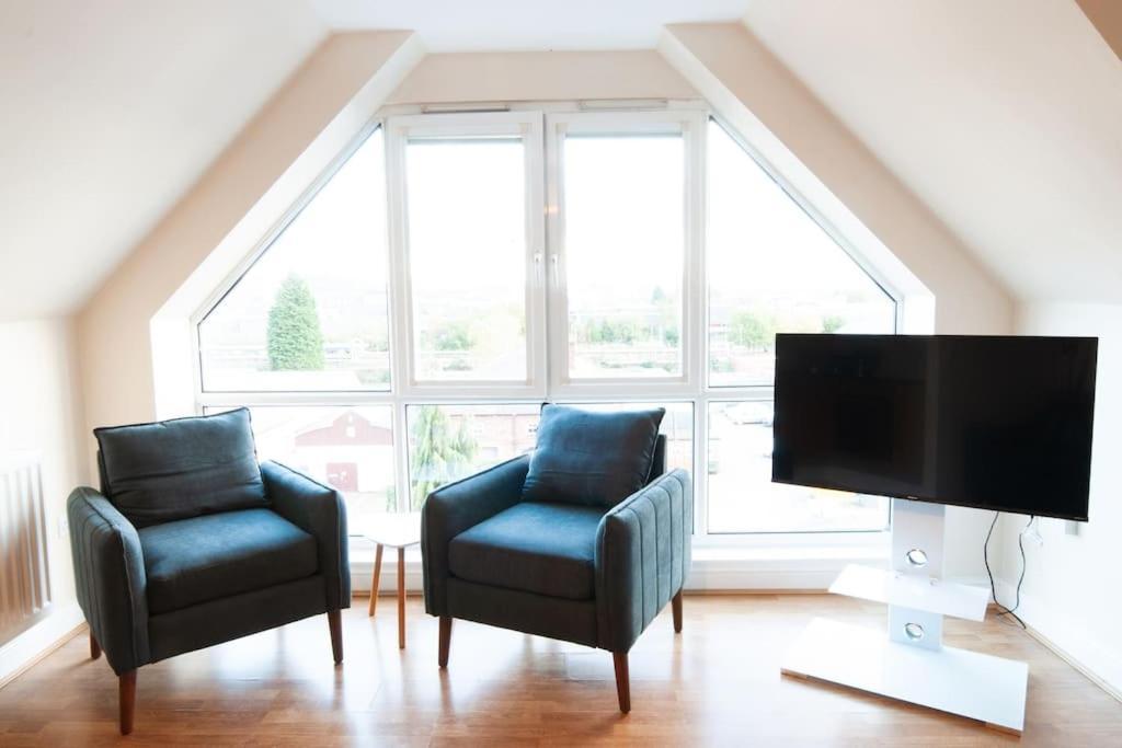 *New* 2-Bed Modern Apartment Burton-upon-Trent Eksteriør bilde